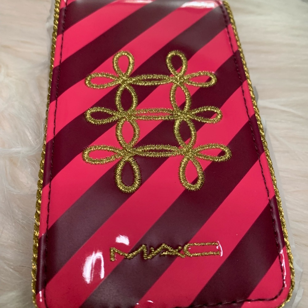 MAC Cosmetics Nutcracker Sweet Brush Kit - PINK